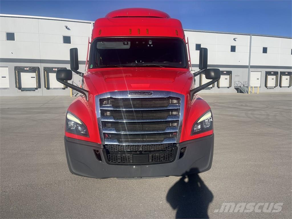 Freightliner Cascadia 126 Camiones tractor