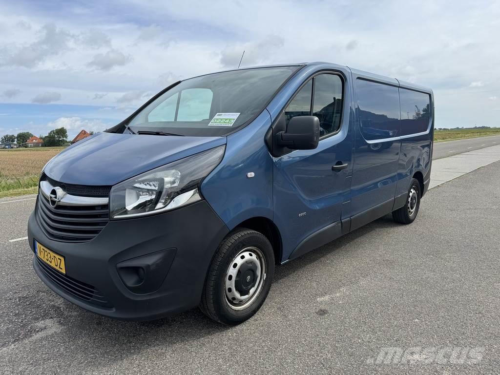 Opel Vivaro Vehículos de caha cerrada