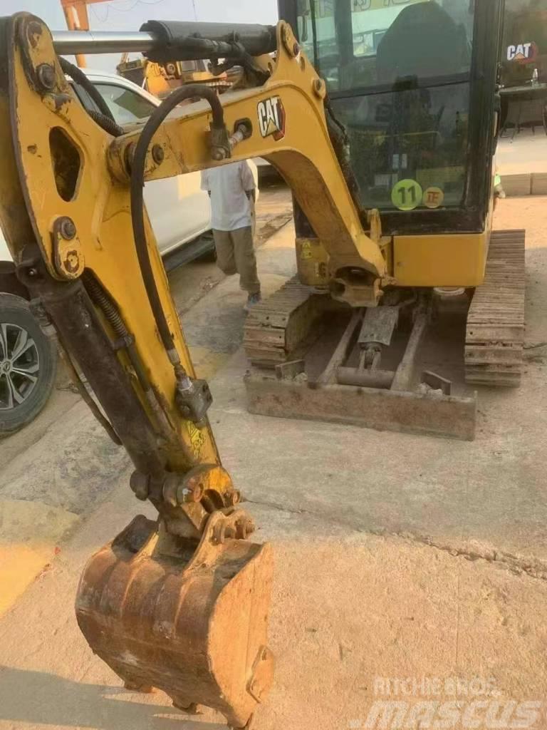 CAT 302 Miniexcavadoras