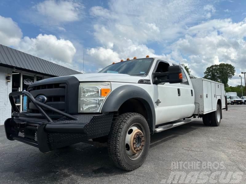 Ford F550 Vehículos municipales multiusos