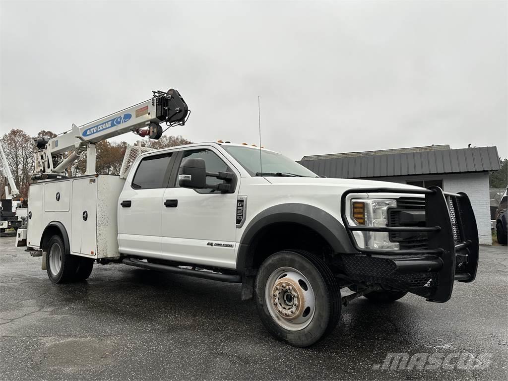 Ford F550 Vehículos municipales multiusos