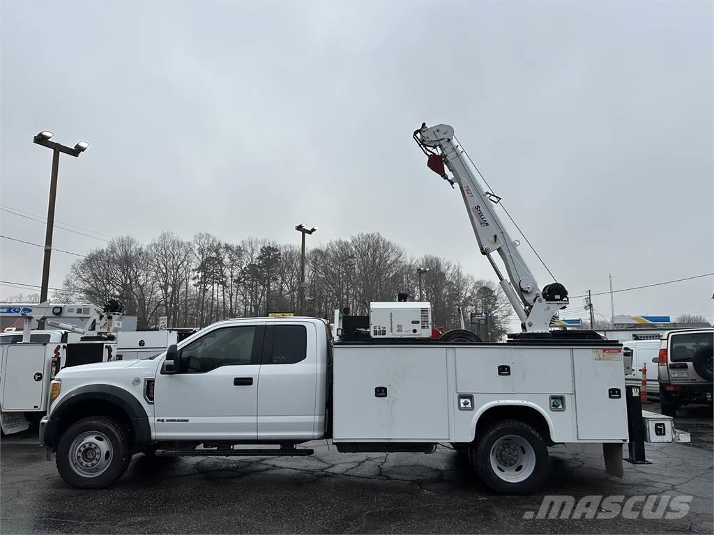 Ford F550 Vehículos municipales multiusos