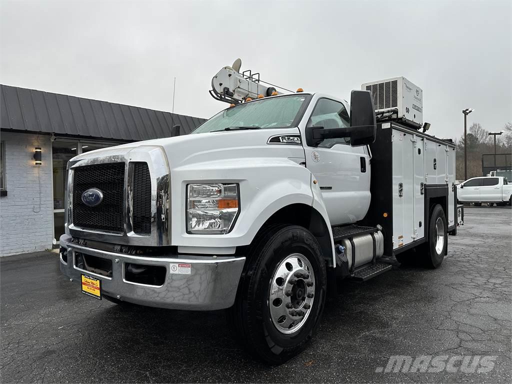 Ford F750 Vehículos municipales multiusos