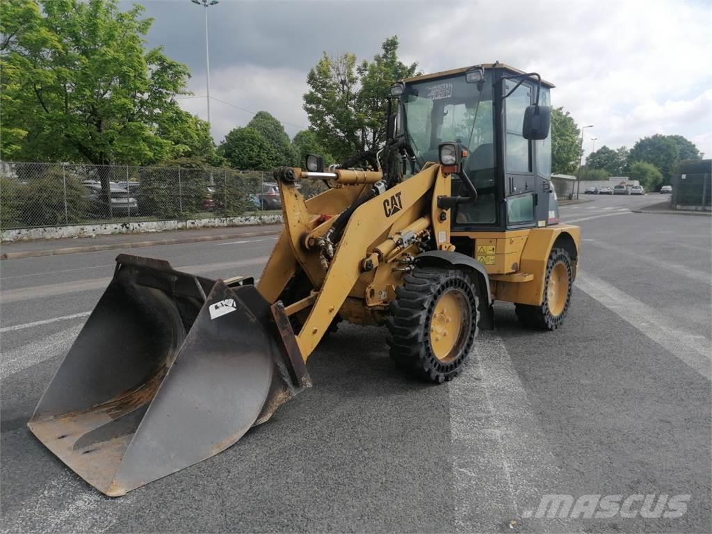 CAT 904B Otros