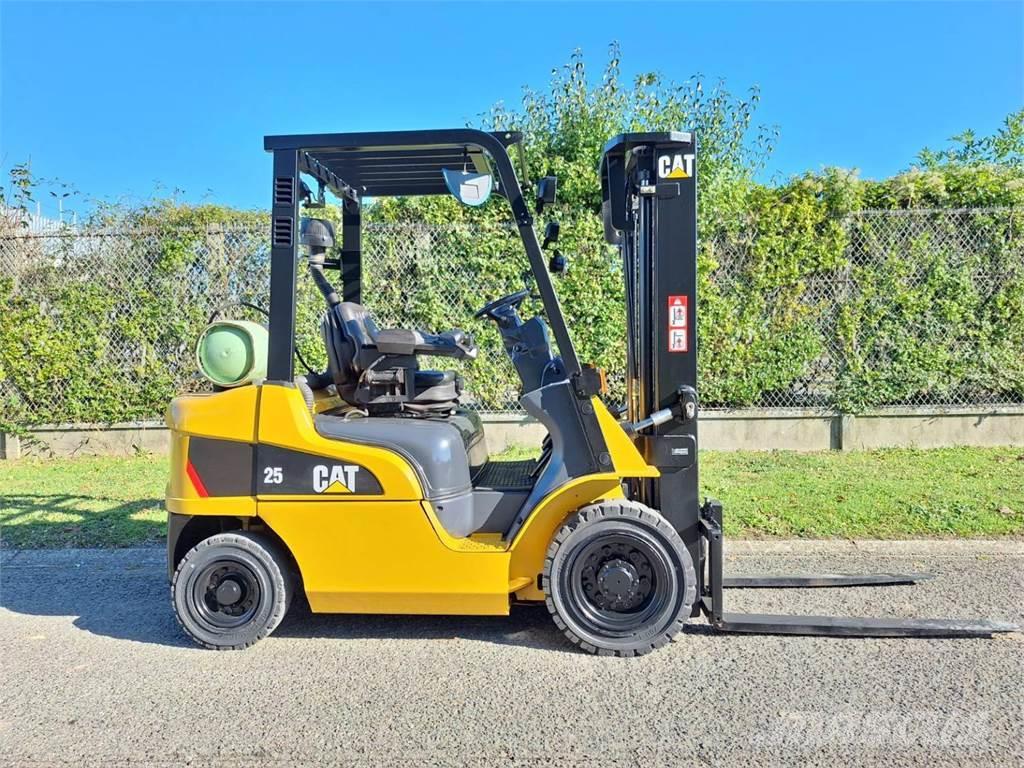 CAT GP25NTD Montacargas - otros