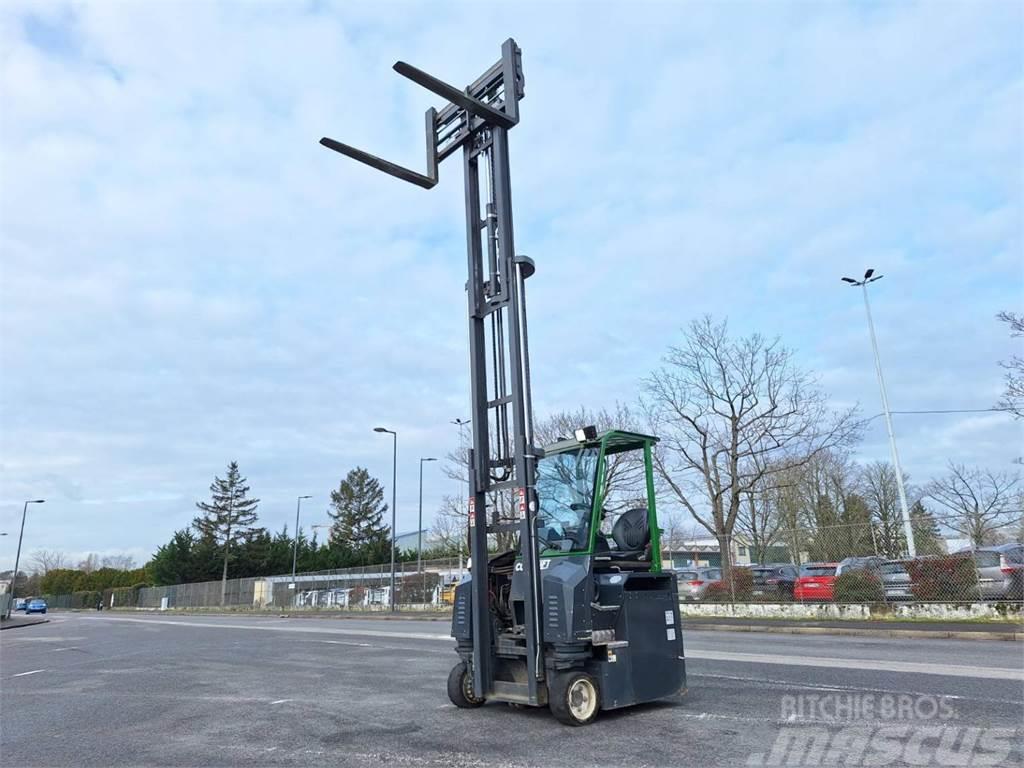 Combilift CBE2500 Montacargas de 4 vías