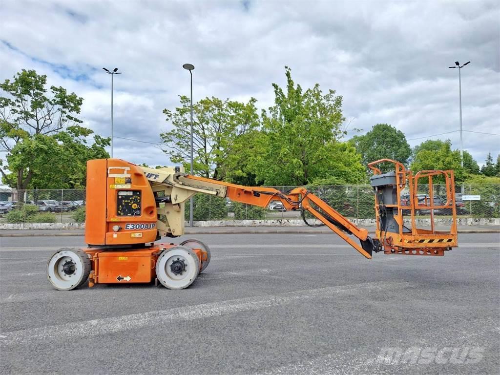 JLG E300AJP Otras plataformas elevadoras