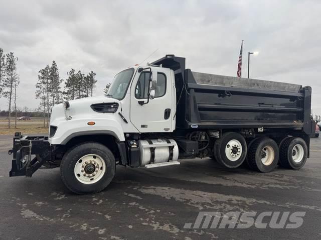 Freightliner 114SD Otros