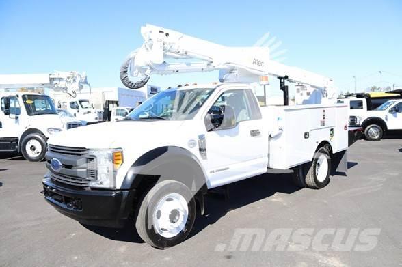 Altec AT40G Plataformas sobre camión