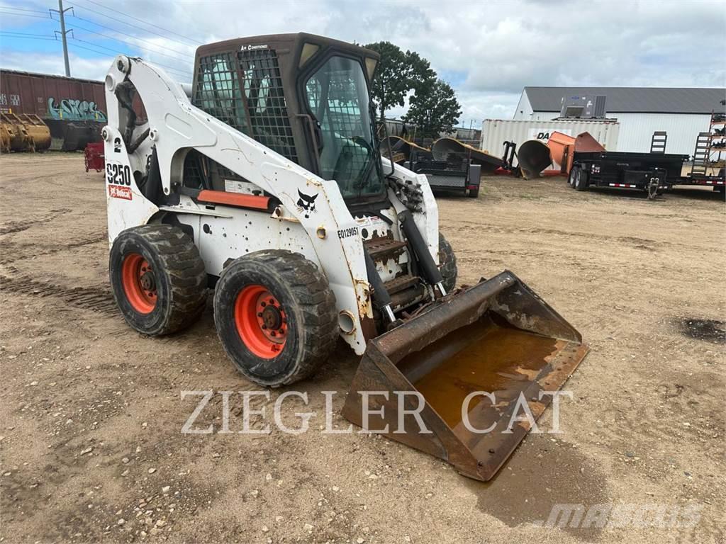 Bobcat S250 Minicargadoras