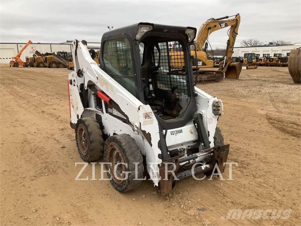 Bobcat S590 Minicargadoras