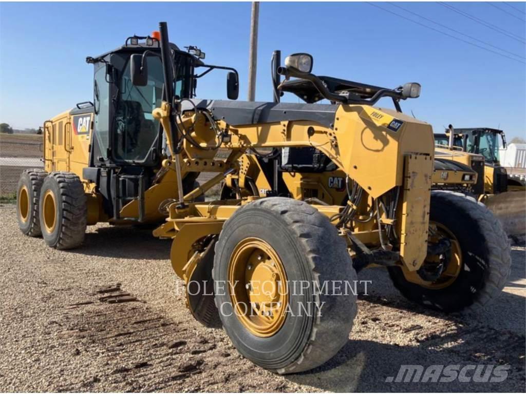 CAT 140M3AW Niveladoras