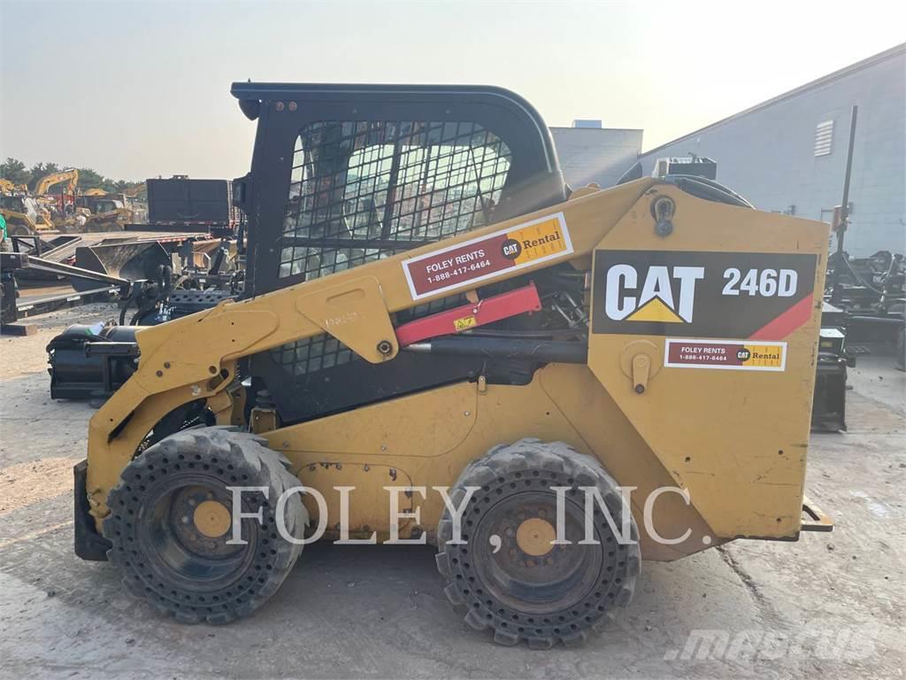 CAT 246D Minicargadoras