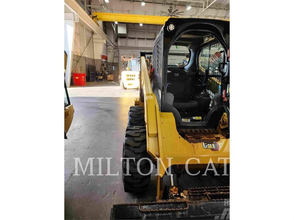 CAT 262D3 Minicargadoras