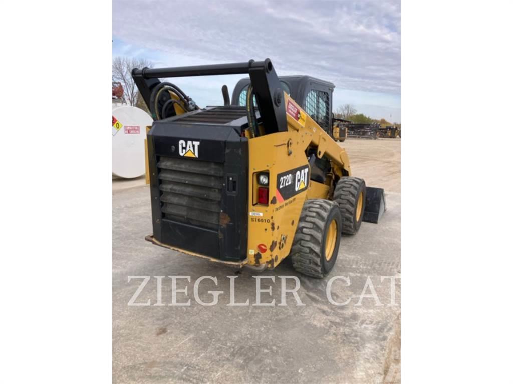 CAT 272D2 Minicargadoras