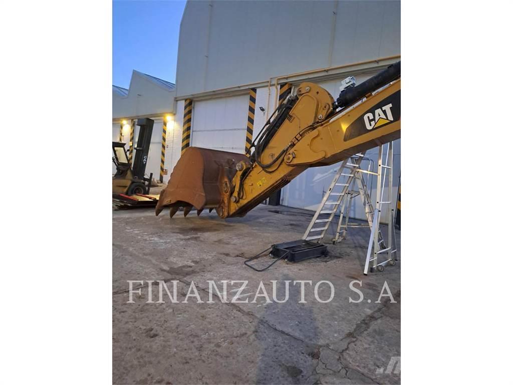 CAT 374F Excavadoras sobre orugas