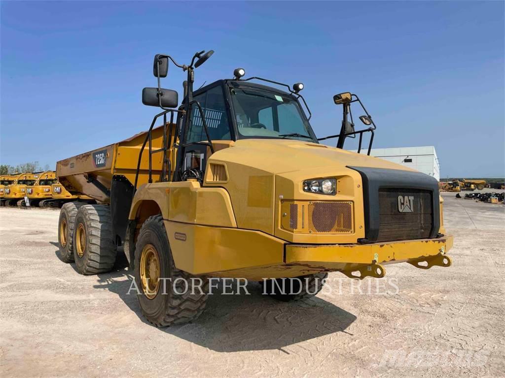 CAT 725C2 Camiones articulados