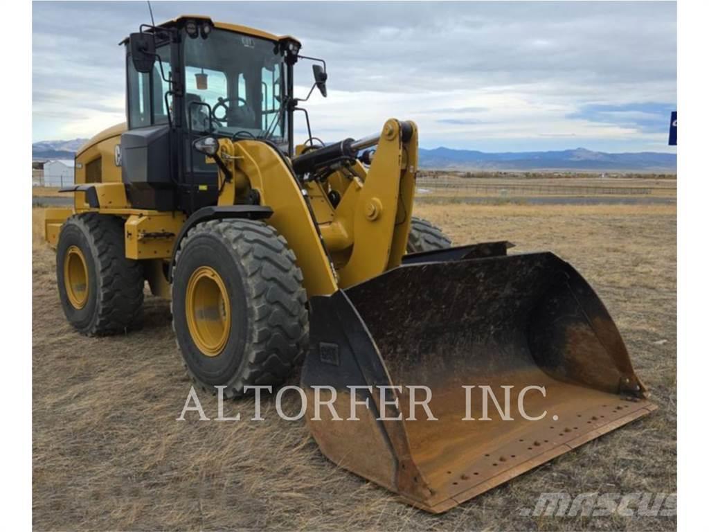 CAT 930M Buldozer sobre oruga