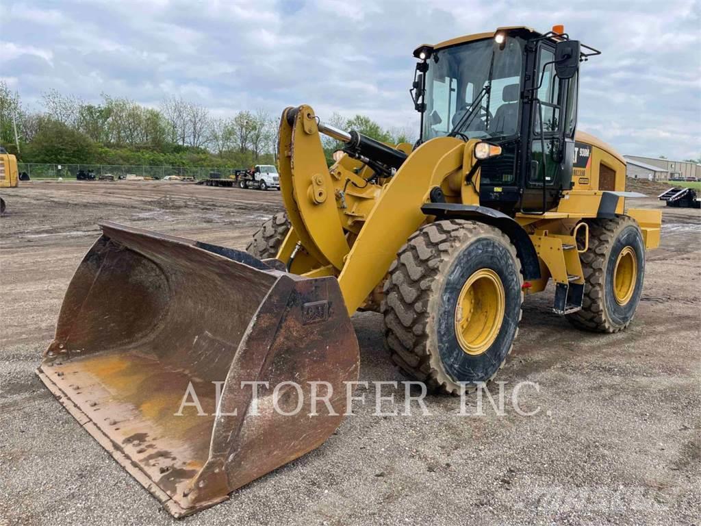 CAT 938M Buldozer sobre oruga