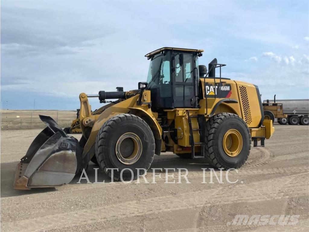 CAT 966M Buldozer sobre oruga