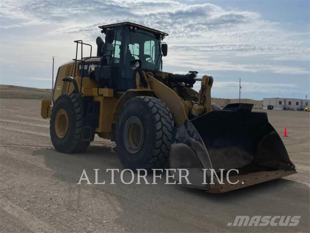 CAT 966M Buldozer sobre oruga