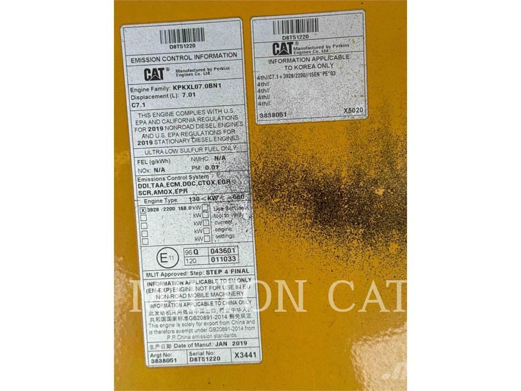 CAT AP1055F Asfaltadoras