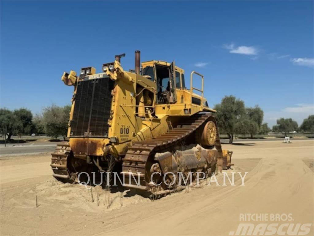 CAT D10 Buldozer sobre oruga