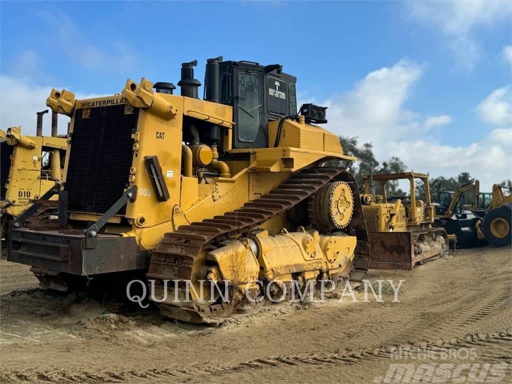 CAT D10L Buldozer sobre oruga