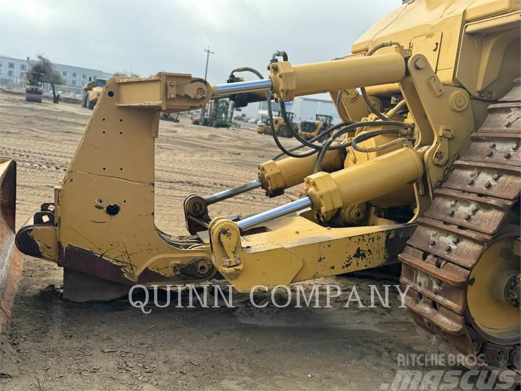 CAT D10L Buldozer sobre oruga