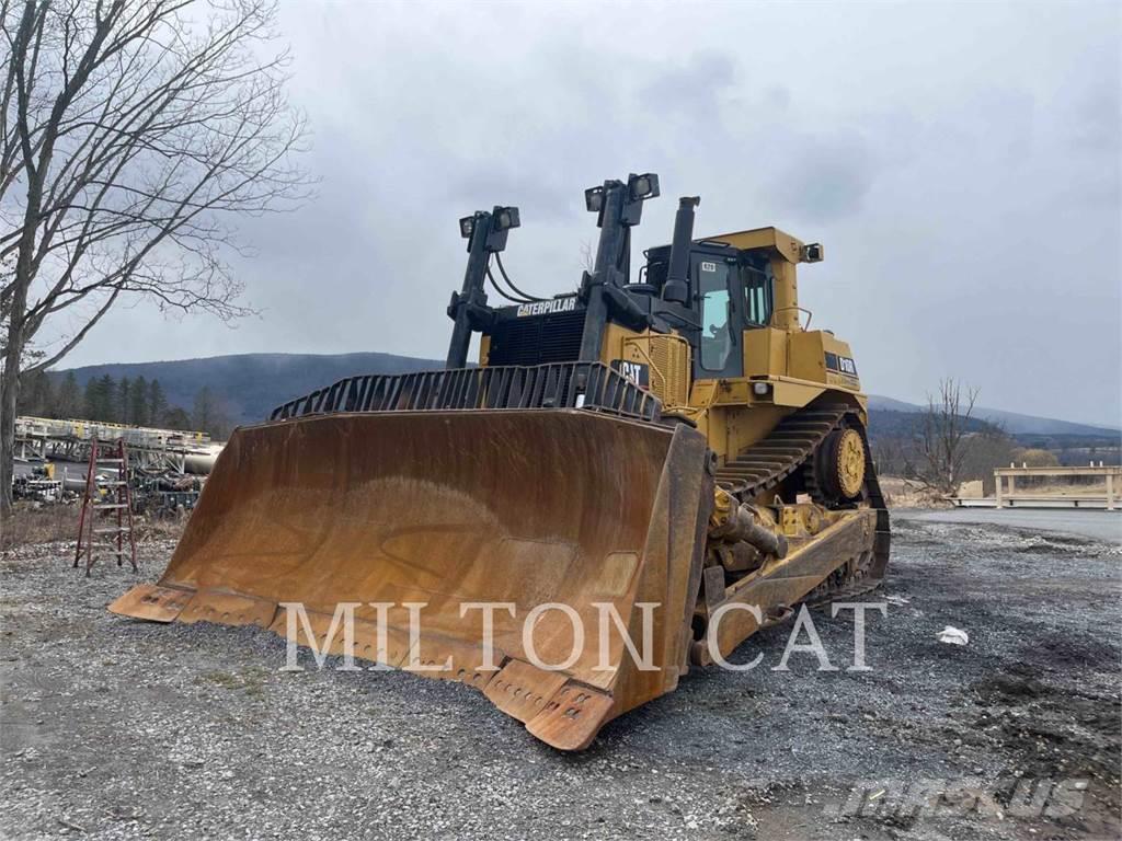 CAT D10R Buldozer sobre oruga