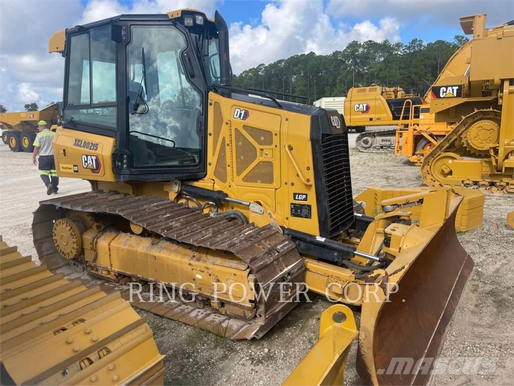 CAT D1LGPCAB Buldozer sobre oruga