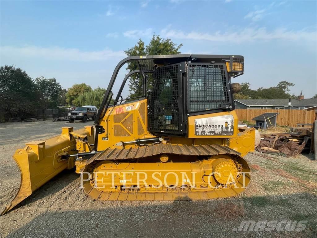 CAT D3 Buldozer sobre oruga