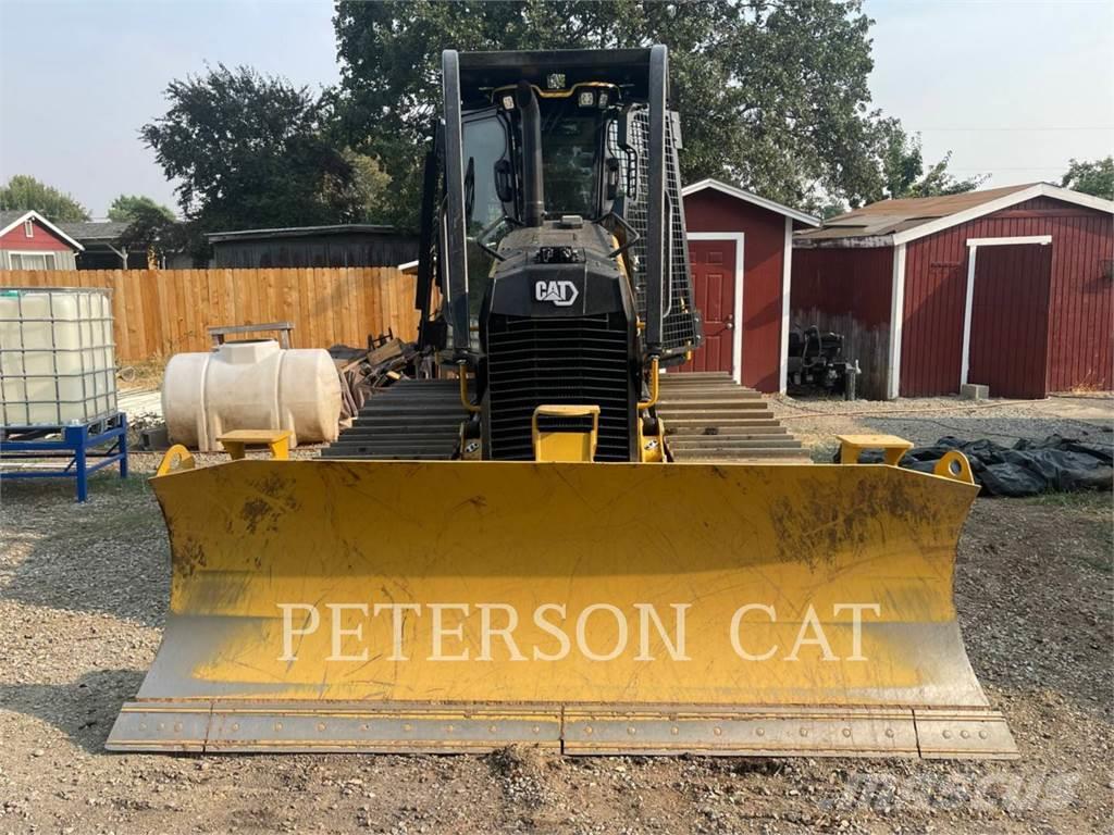 CAT D3 Buldozer sobre oruga