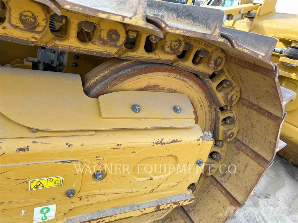 CAT D3 Buldozer sobre oruga