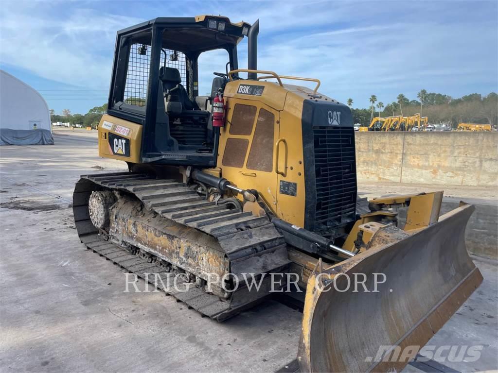 CAT D3K2LGP Buldozer sobre oruga