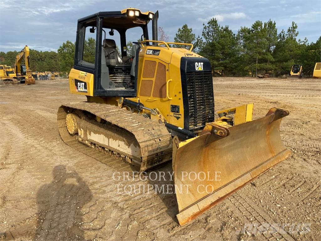 CAT D3K2LGP Buldozer sobre oruga