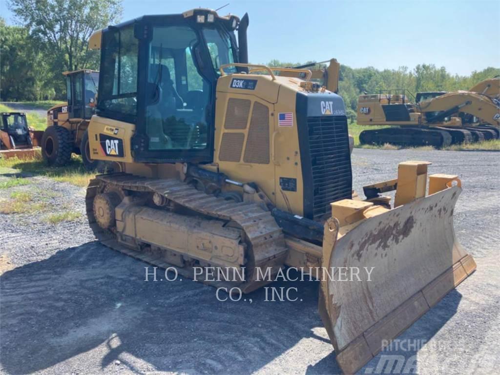 CAT D3K2XL Buldozer sobre oruga