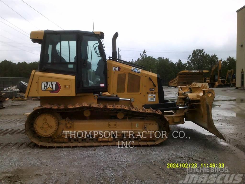 CAT D4 Buldozer sobre oruga