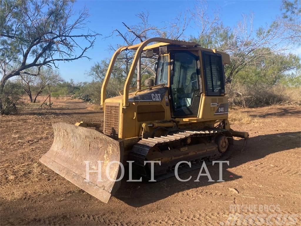 CAT D4GXL Buldozer sobre oruga