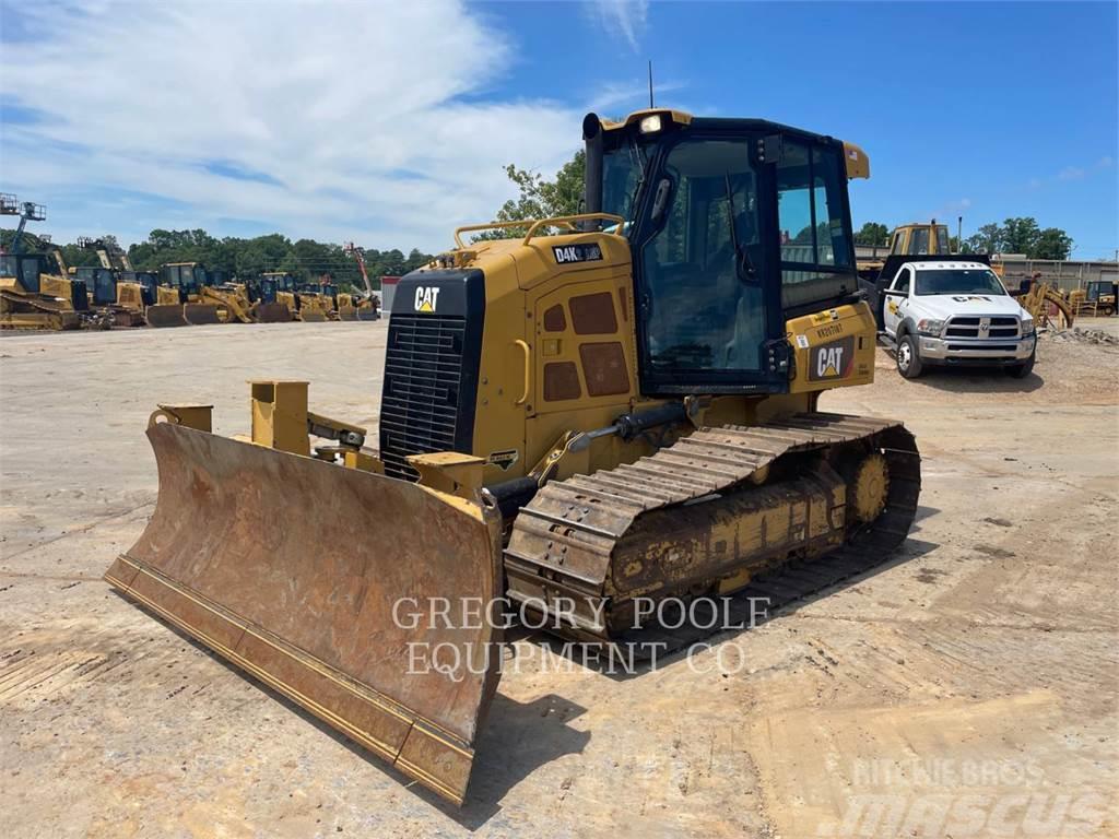 CAT D4K2LGP Buldozer sobre oruga