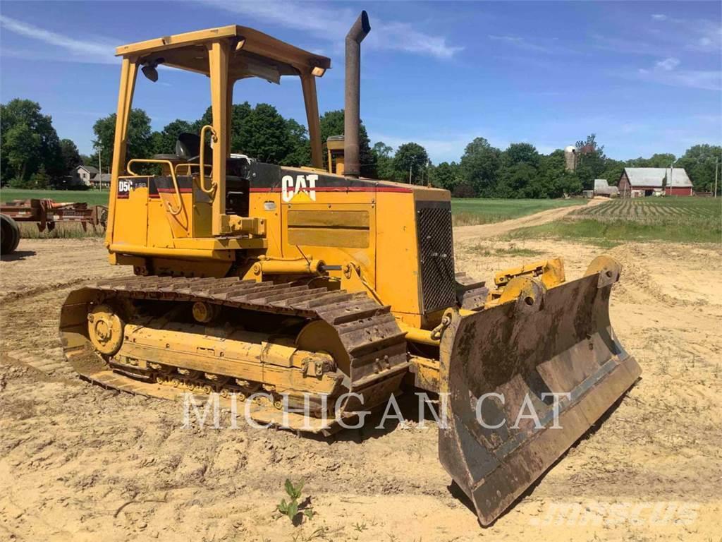 CAT D5CL Buldozer sobre oruga