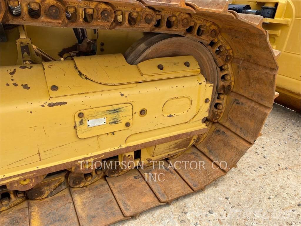 CAT D5K2 Buldozer sobre oruga