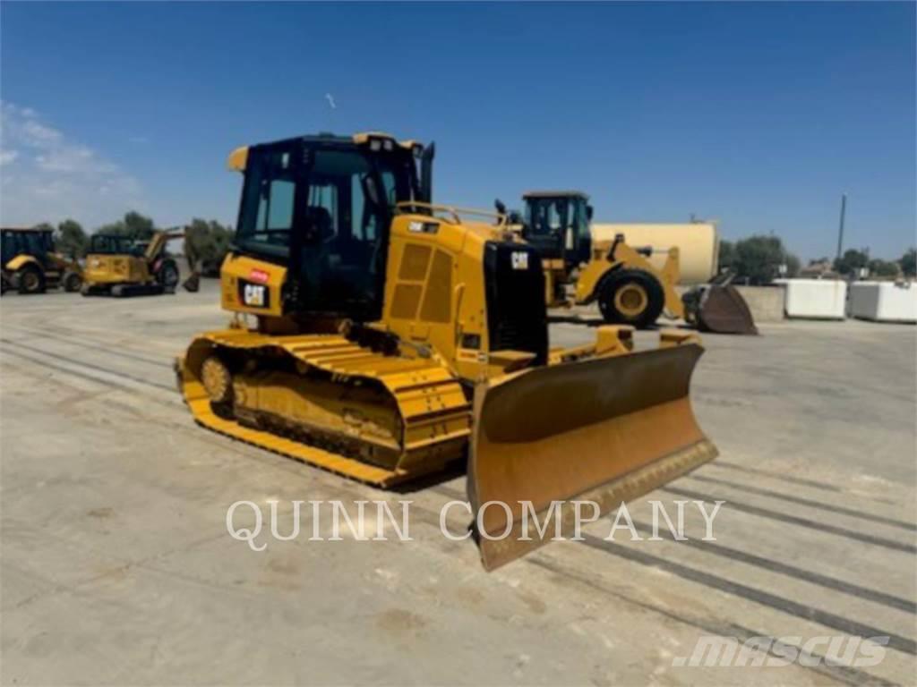 CAT D5K2 Buldozer sobre oruga