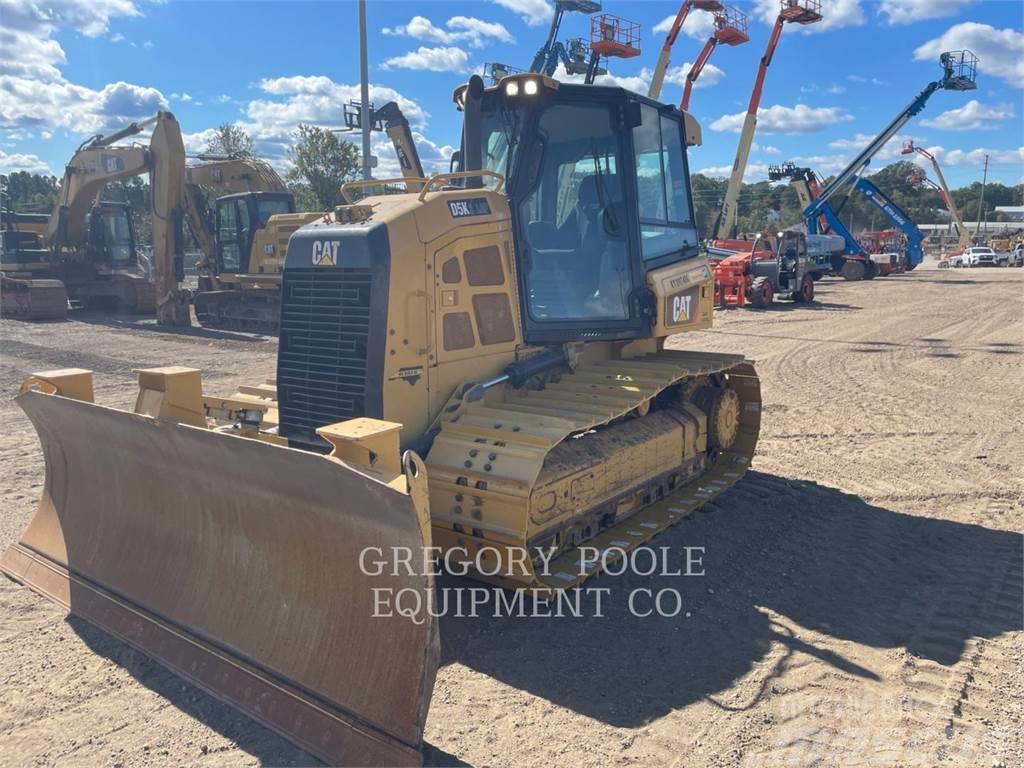 CAT D5K2LGP Buldozer sobre oruga