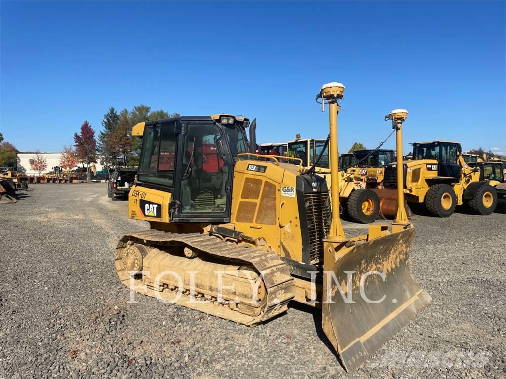 CAT D5K2XL Buldozer sobre oruga