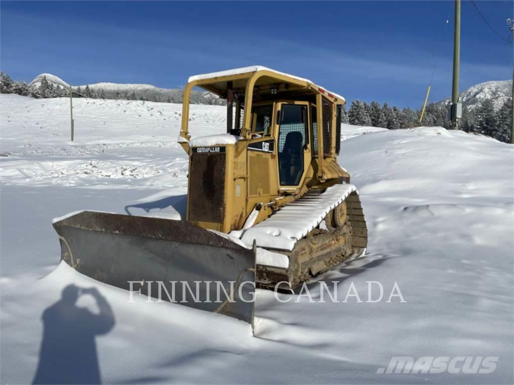 CAT D5N Buldozer sobre oruga