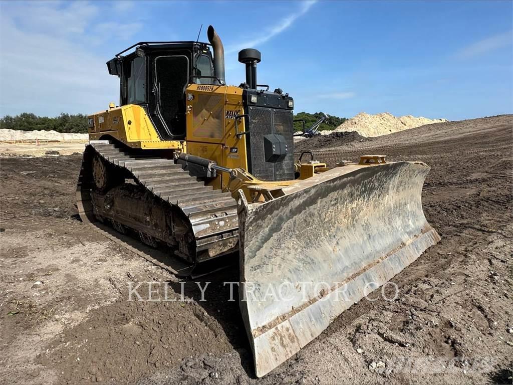 CAT D6 Buldozer sobre oruga