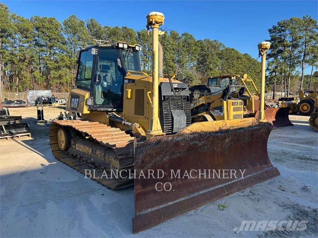 CAT D6K2LGP Buldozer sobre oruga