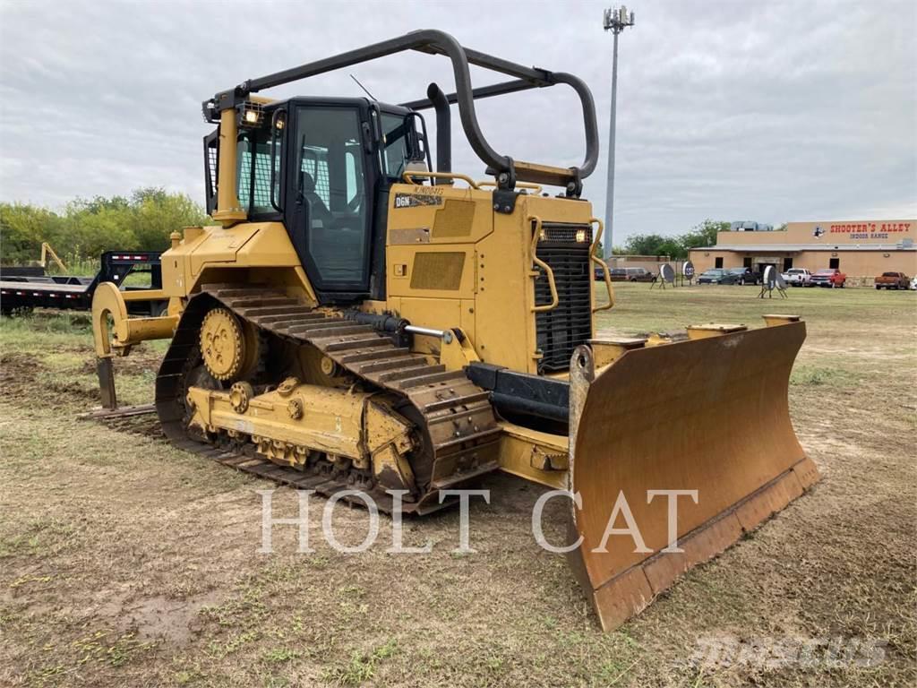 CAT D6N Buldozer sobre oruga