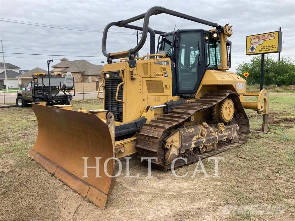 CAT D6N Buldozer sobre oruga